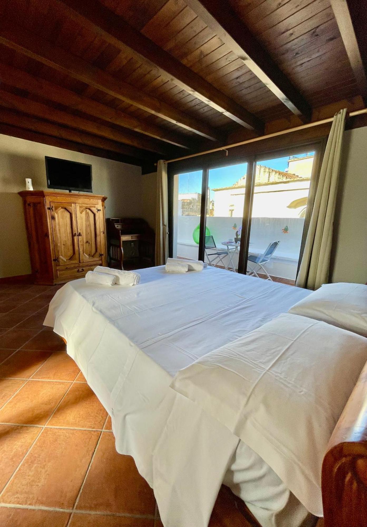 Wineexperience- Wine&Jacuzzi Suite Lecce Bagian luar foto